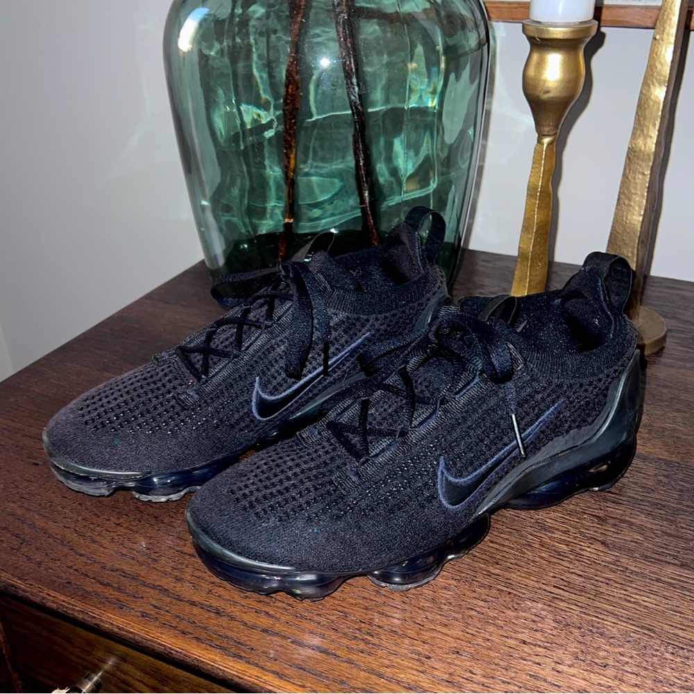 Nike vapor max recycled plastic